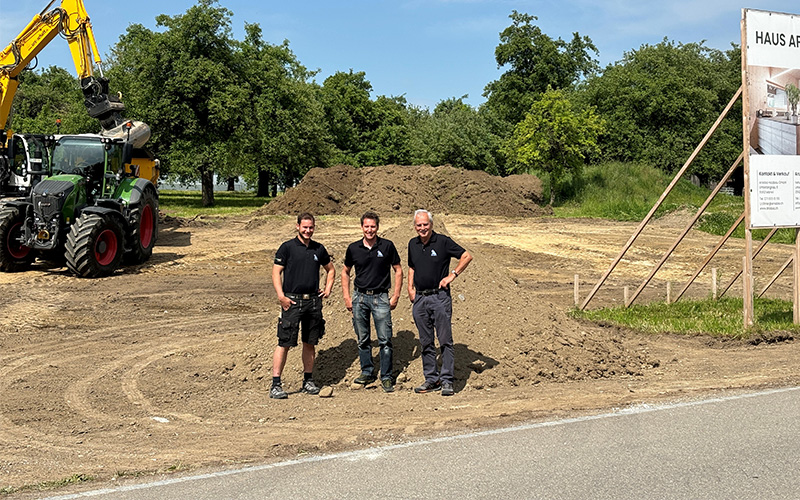 Spatenstich Überbauung Sunnegg in Bänikon Spatenstich Überbauung Sunnegg in Bänikon